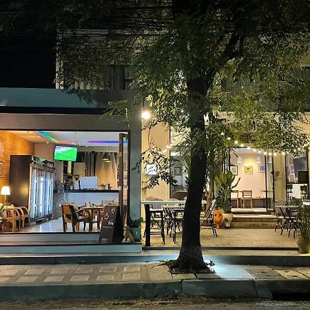 צ'יאנג מאי Give Me 5 Hostel מראה חיצוני תמונה